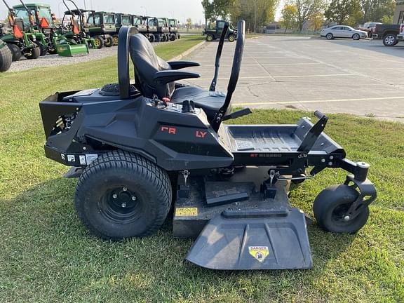 Image of Gravely ZTX-52 equipment image 4