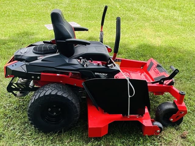 Image of Gravely ZTX-52 equipment image 3