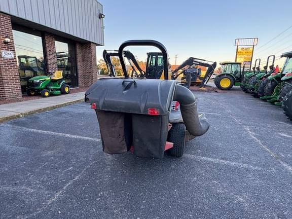 Image of Gravely Pro-Turn ZX48 equipment image 3