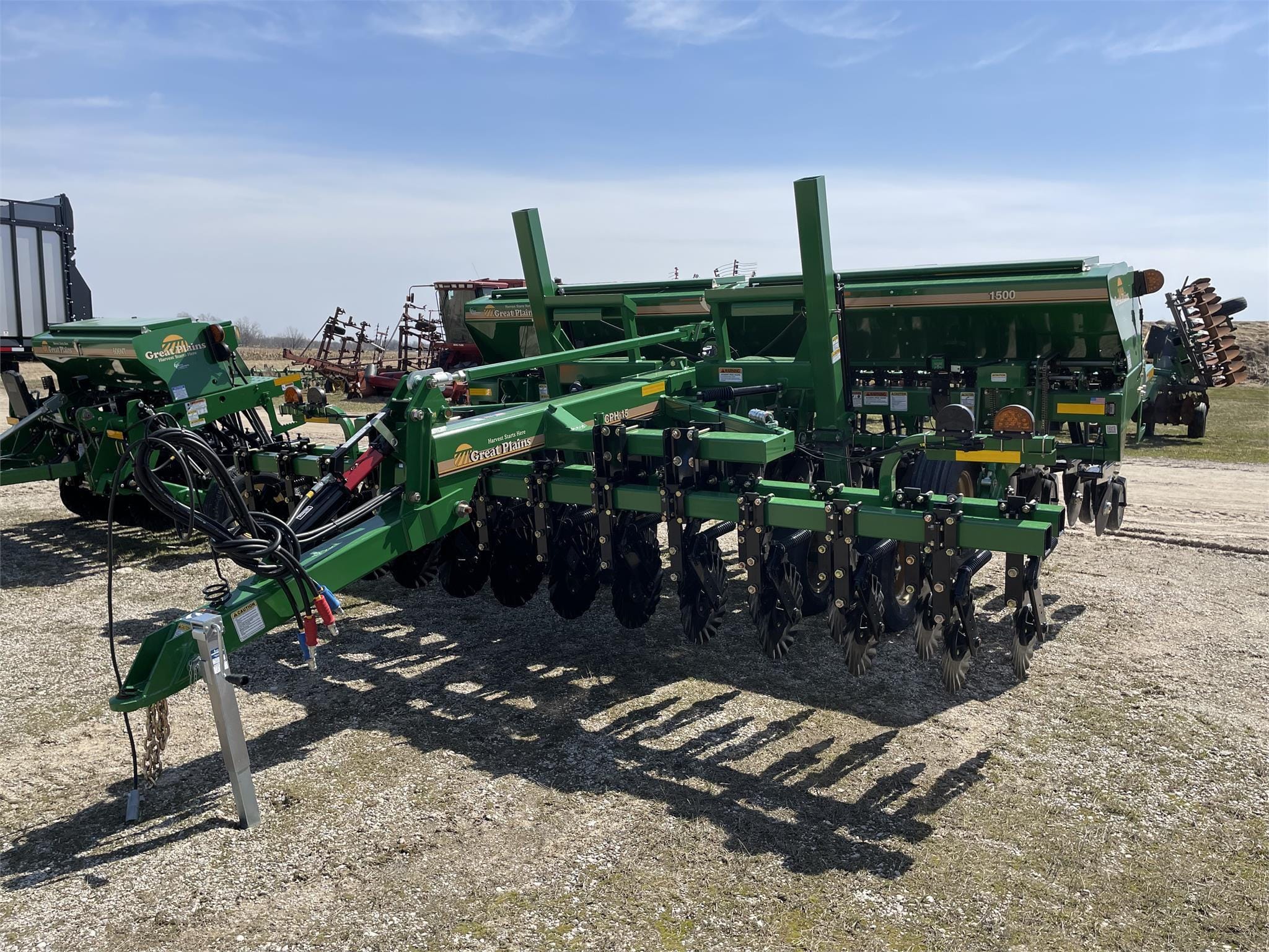 2022 Great Plains 1500 Equipment Image0