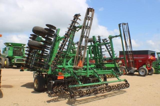 Image of Great Plains 2400TM equipment image 3