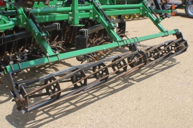 Image of Great Plains 2400TM equipment image 4