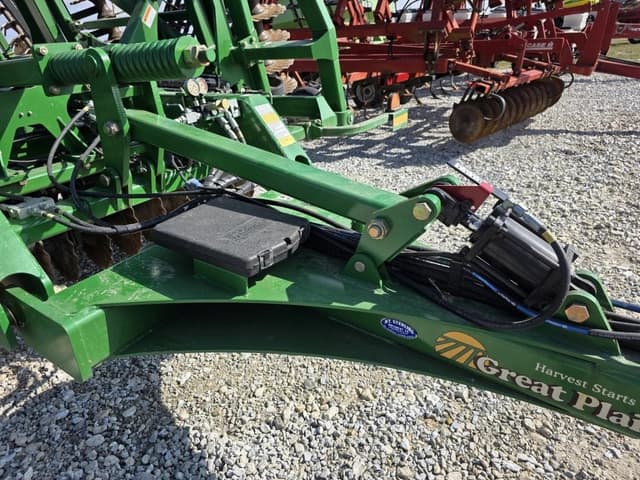 Image of Great Plains 3000TM equipment image 4