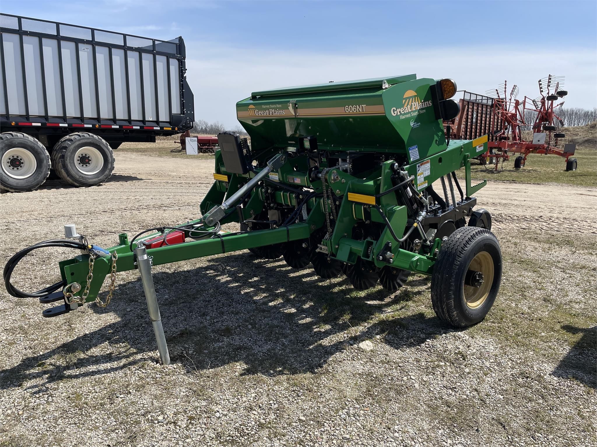 2022 Great Plains 606NT Equipment Image0