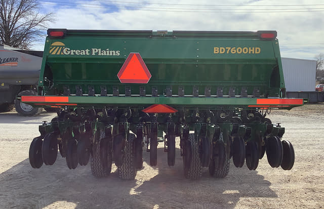 Image of Great Plains BD7600 equipment image 2