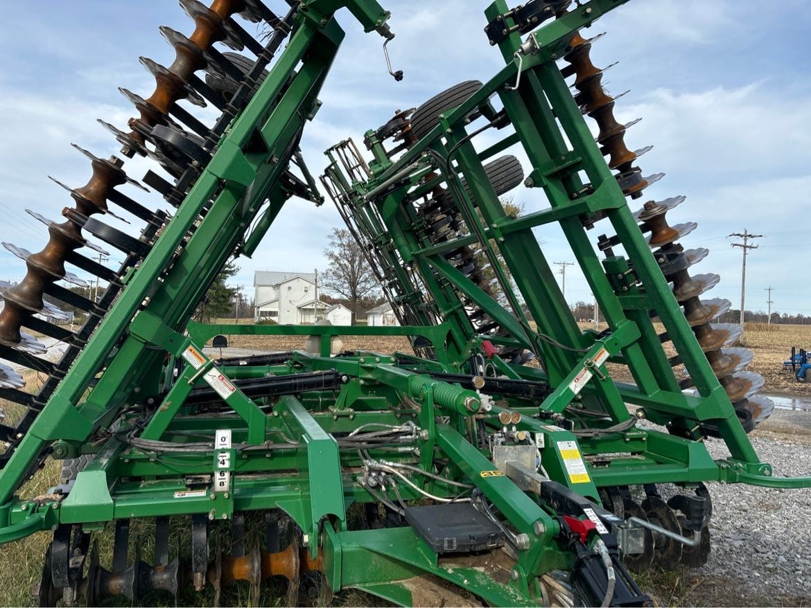 2022 Great Plains HT1100 Equipment Image0