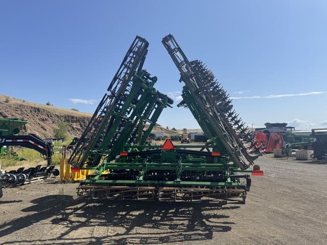 Image of Great Plains VT1100 equipment image 4