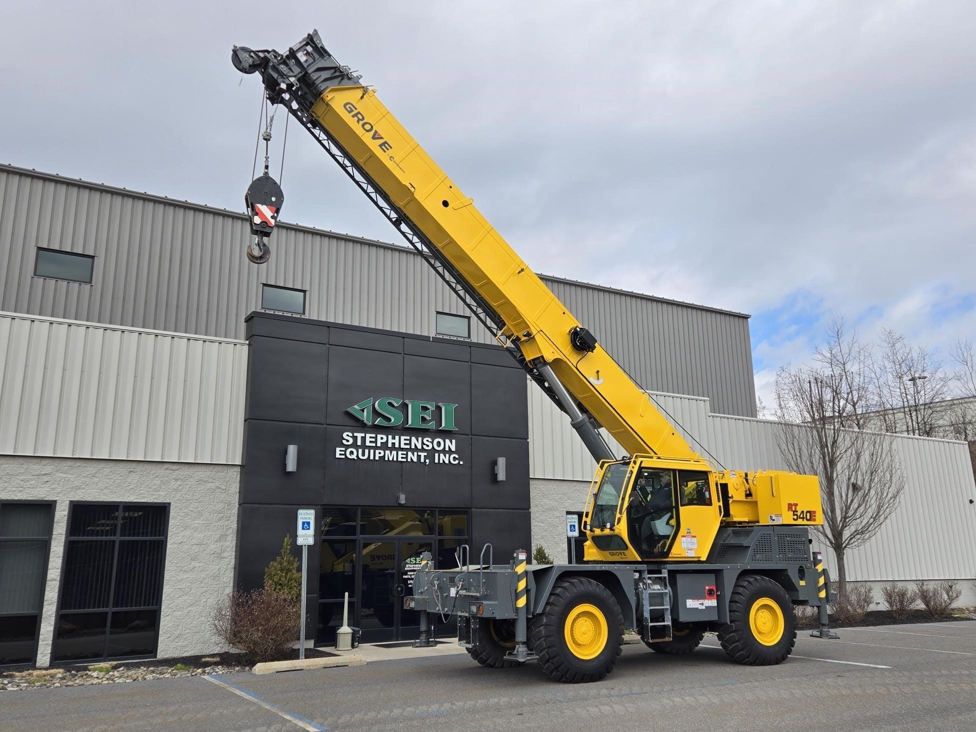 2022 Grove RT540E Equipment Image0