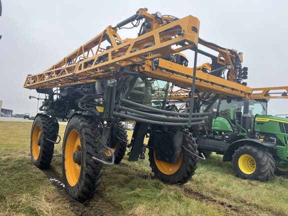 Image of Hagie STS12 equipment image 1