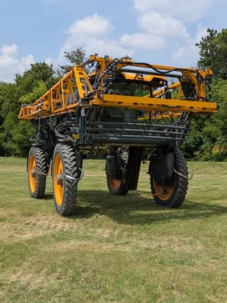 Image of Hagie STS12 equipment image 1