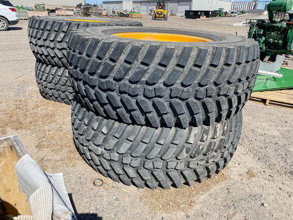 Image of Hagie STS12 equipment image 3