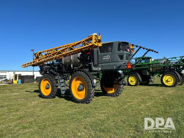 Image of Hagie STS12 equipment image 4