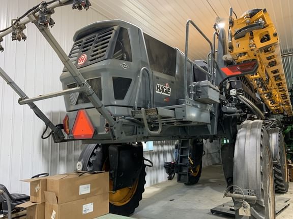 2022 Hagie STS16 Equipment Image0