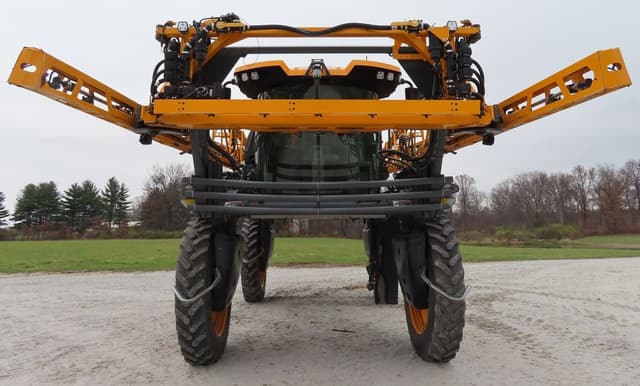 Image of Hagie STS16 equipment image 2