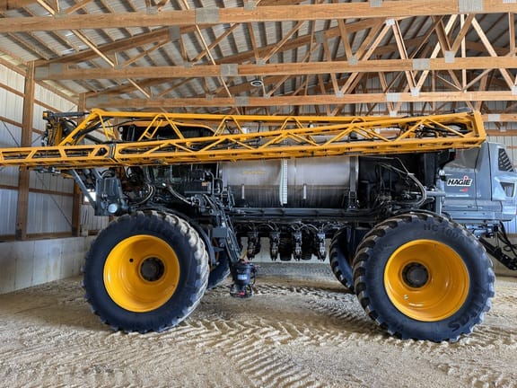 Main image Hagie STS16