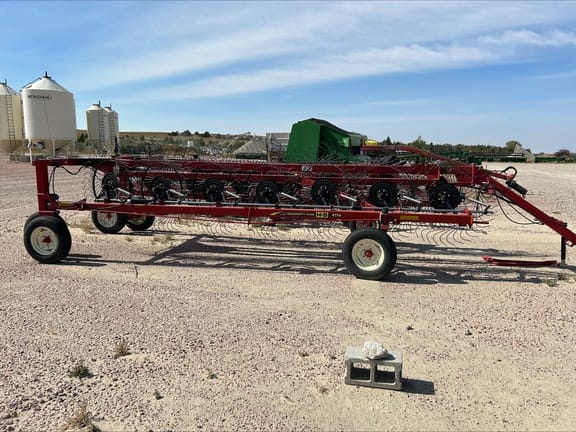 2022 H&S HC4114 Equipment Image0