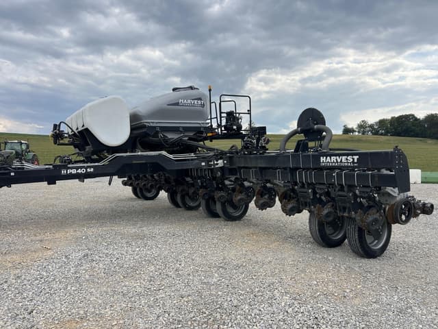 Image of Harvest International PB4030BRT equipment image 3