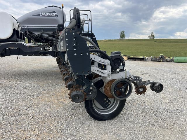 Image of Harvest International PB4030BRT equipment image 4