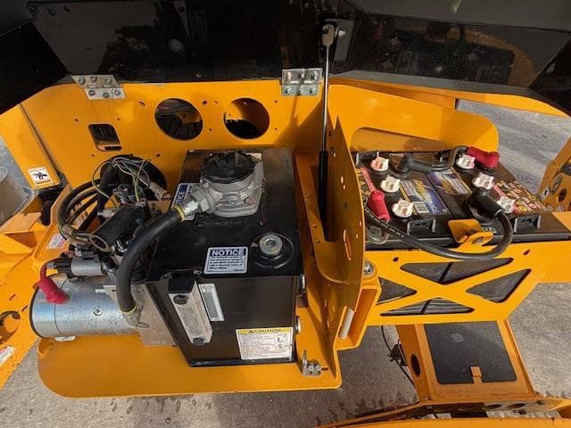 Image of Haulotte 4527A equipment image 1