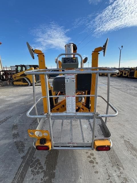 Image of Haulotte 4527A equipment image 3