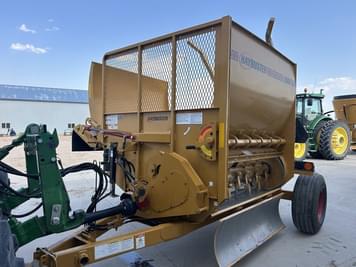 Main image Haybuster 2660