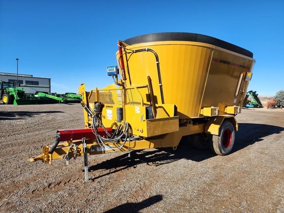 Main image Haybuster CMF-830