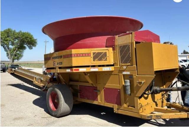 Image of Haybuster H-1135 equipment image 2