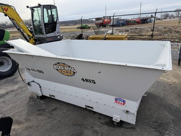 2022 Herd-Boss 4815 Equipment Image0