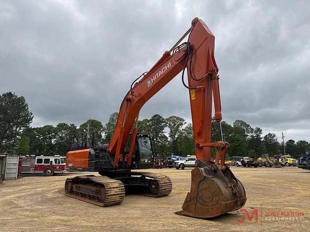 Image of Hitachi ZX350LC-6 equipment image 2