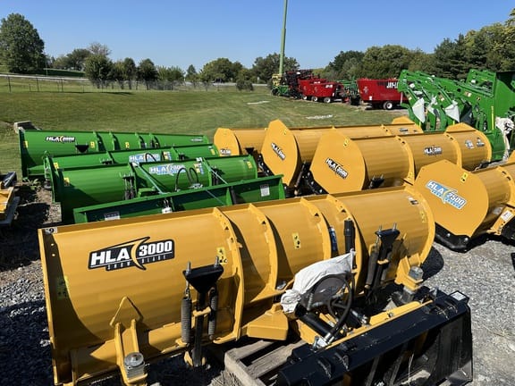 2022 HLA 3000 Equipment Image0