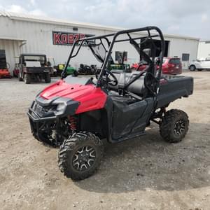 2022 Honda Pioneer 700 Image