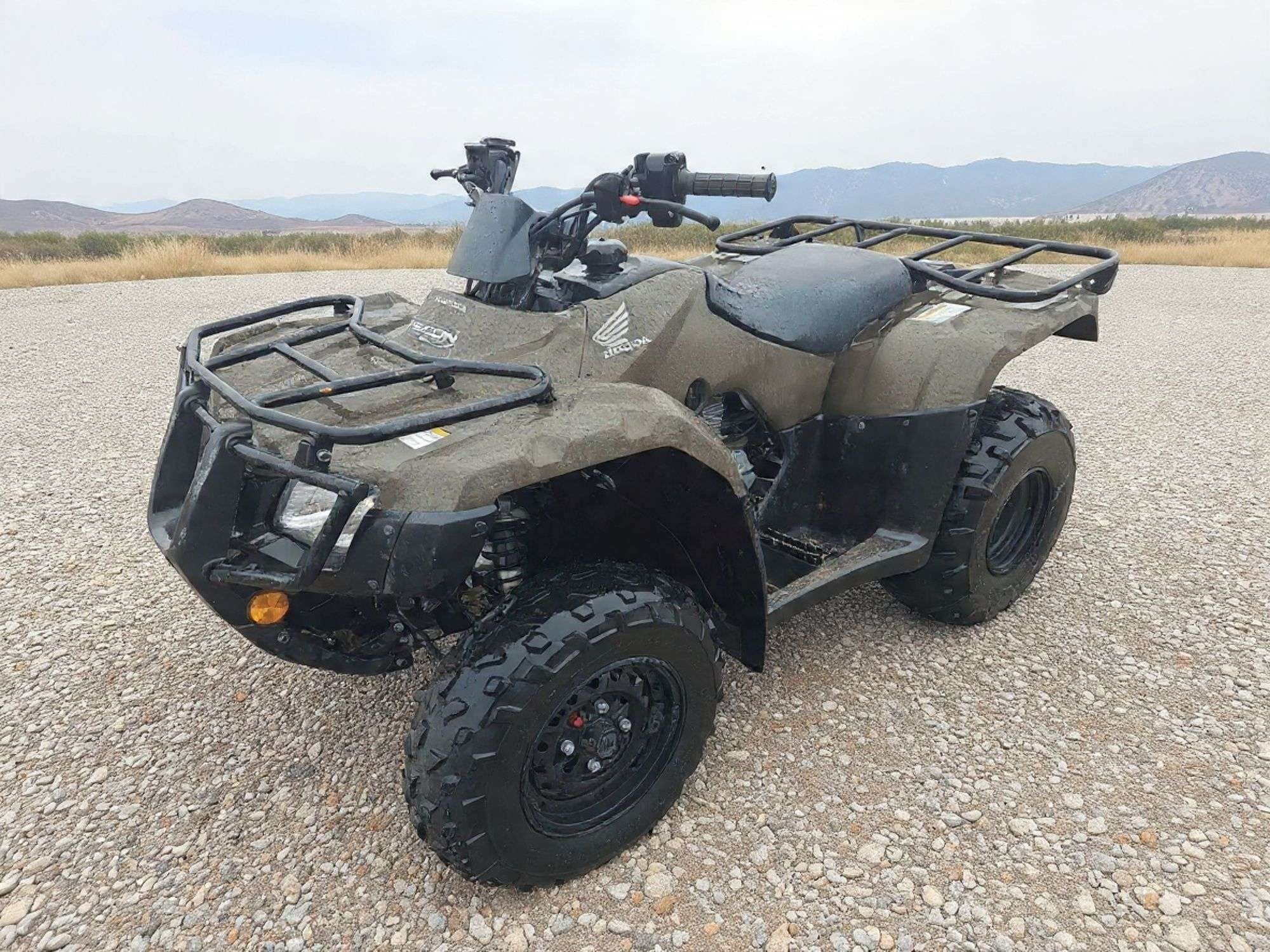 2022 Honda Recon 250 Equipment Image0