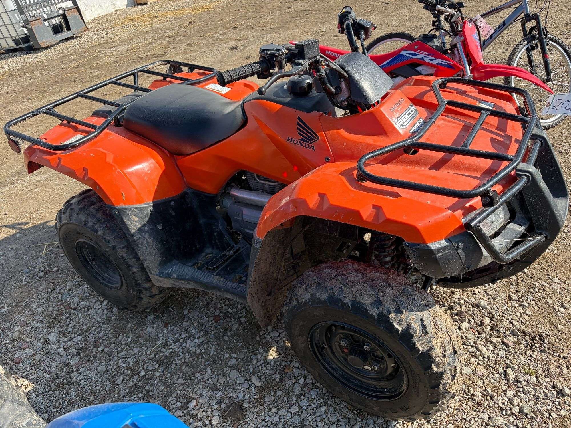 2022 Honda Recon 250 Equipment Image0