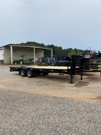 2023 Hooper Gooseneck Trailer Equipment Image0