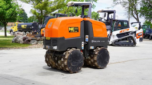 Image of Husqvarna LP9505 equipment image 2