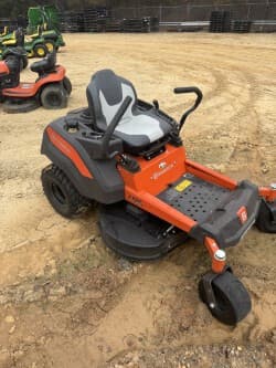 Image of Husqvarna Z242F equipment image 1