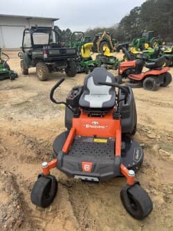 Image of Husqvarna Z242F Primary image