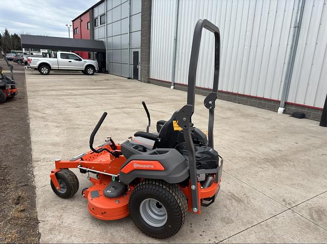 Image of Husqvarna Z454 equipment image 3