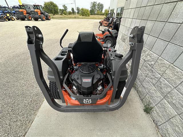 Image of Husqvarna Z460 equipment image 3