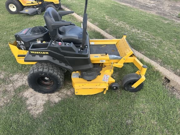 Image of Hustler Raptor equipment image 1