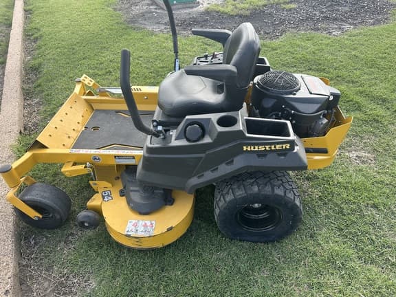 Image of Hustler Raptor equipment image 3