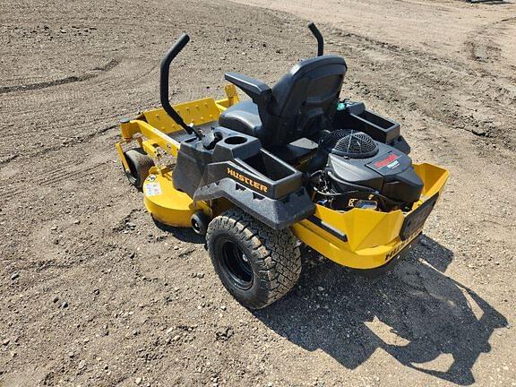 Image of Hustler Raptor equipment image 2