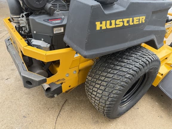 Image of Hustler Super Z equipment image 3