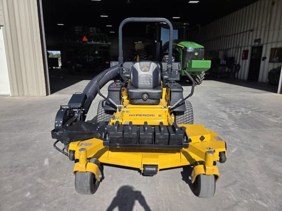 Image of Hustler Super Z equipment image 1