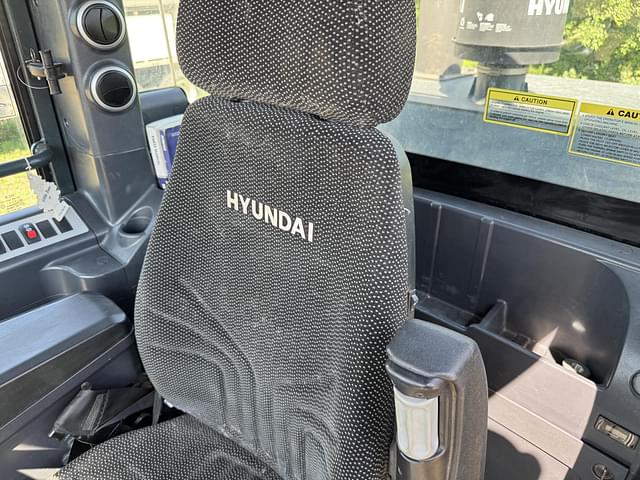 Image of Hyundai HL930AXT equipment image 4