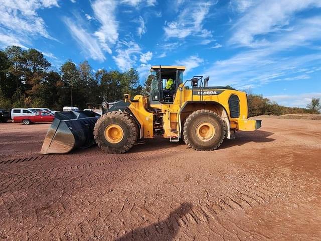 Image of Hyundai HL980A equipment image 2