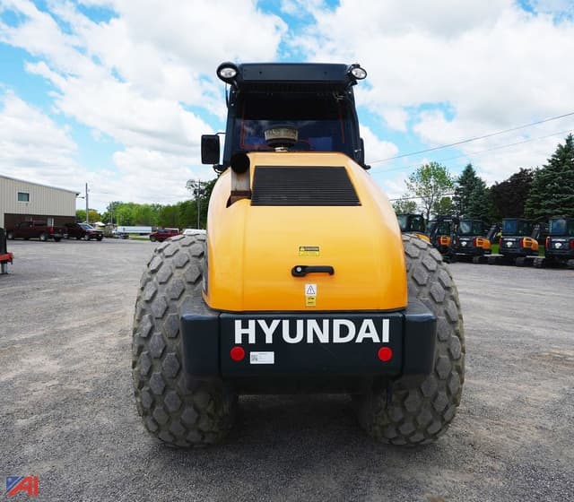 Image of Hyundai HR110C equipment image 3