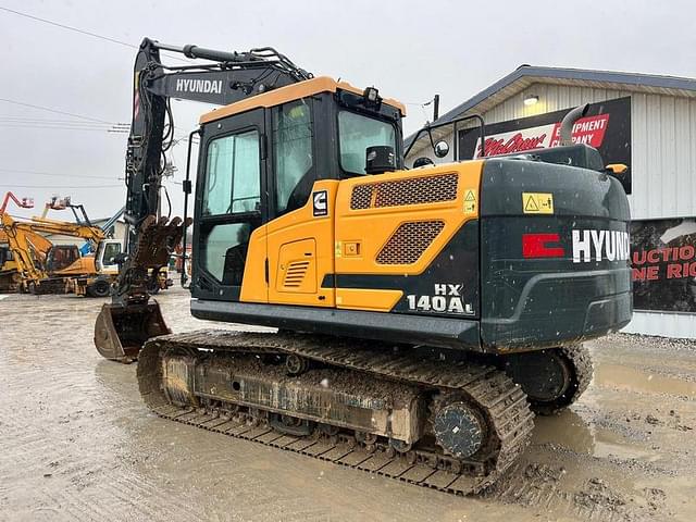 Image of Hyundai HX140AL equipment image 1