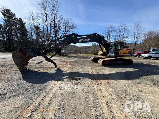 Image of Hyundai HX260AL equipment image 1