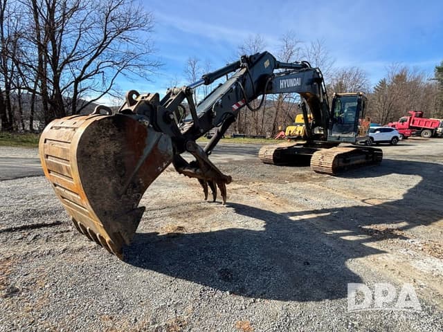 Image of Hyundai HX260AL equipment image 4